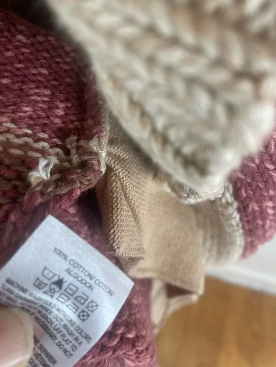 Lucky Heritage Cotton Cardigan - Picture 4 of 11